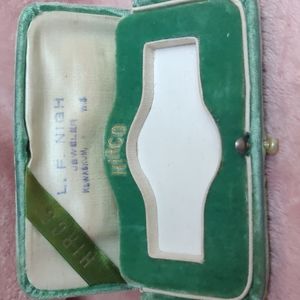 Vtg. HIRO JEWLER box